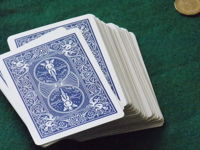 5 Easy Card Games for Older Adults: Bringing Joy and Cognitive Benefits